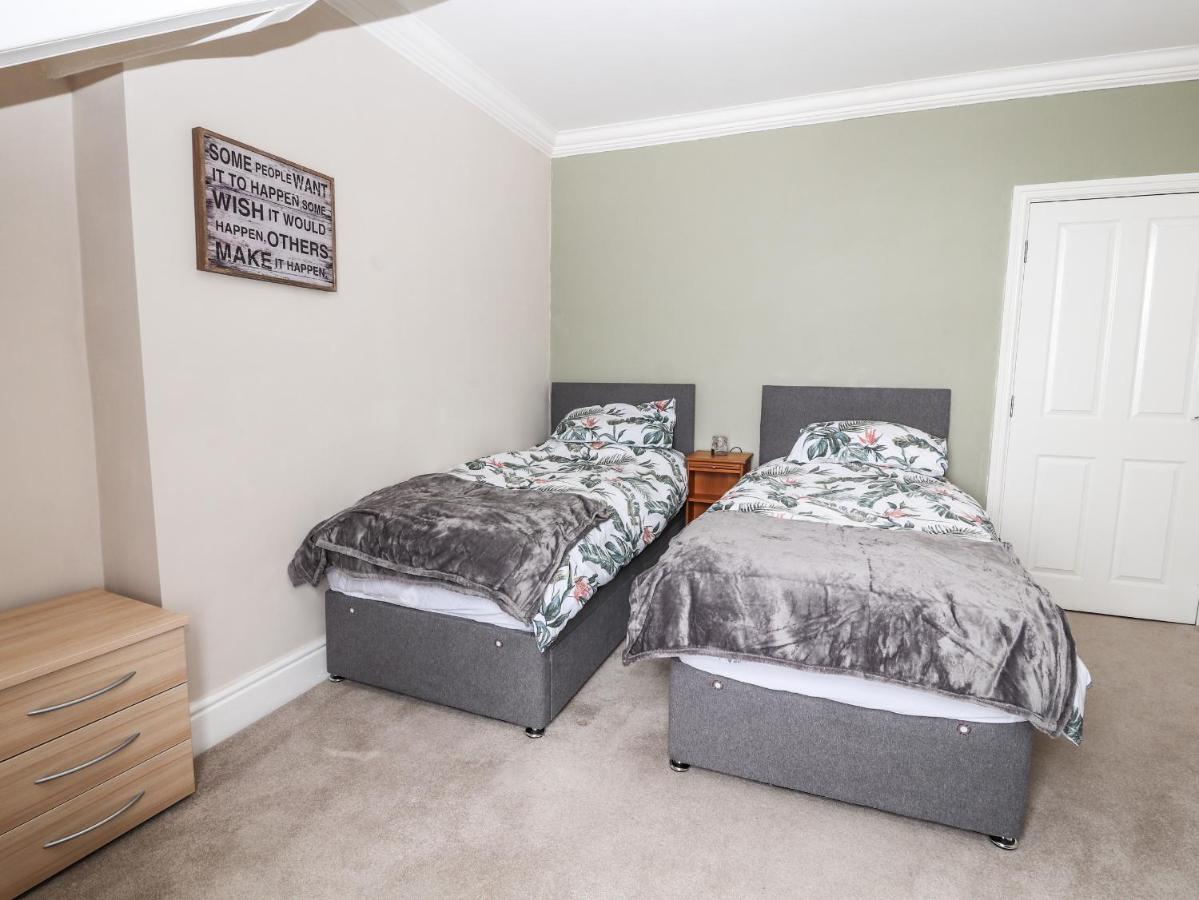 Apartamento Ty Uchaf Rhyl Exterior foto