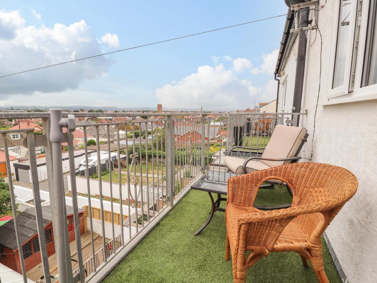 Apartamento Ty Uchaf Rhyl Exterior foto