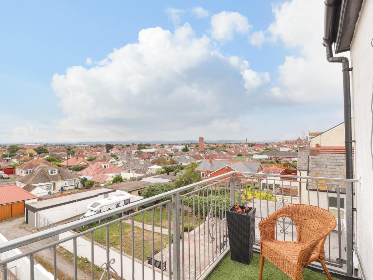 Apartamento Ty Uchaf Rhyl Exterior foto